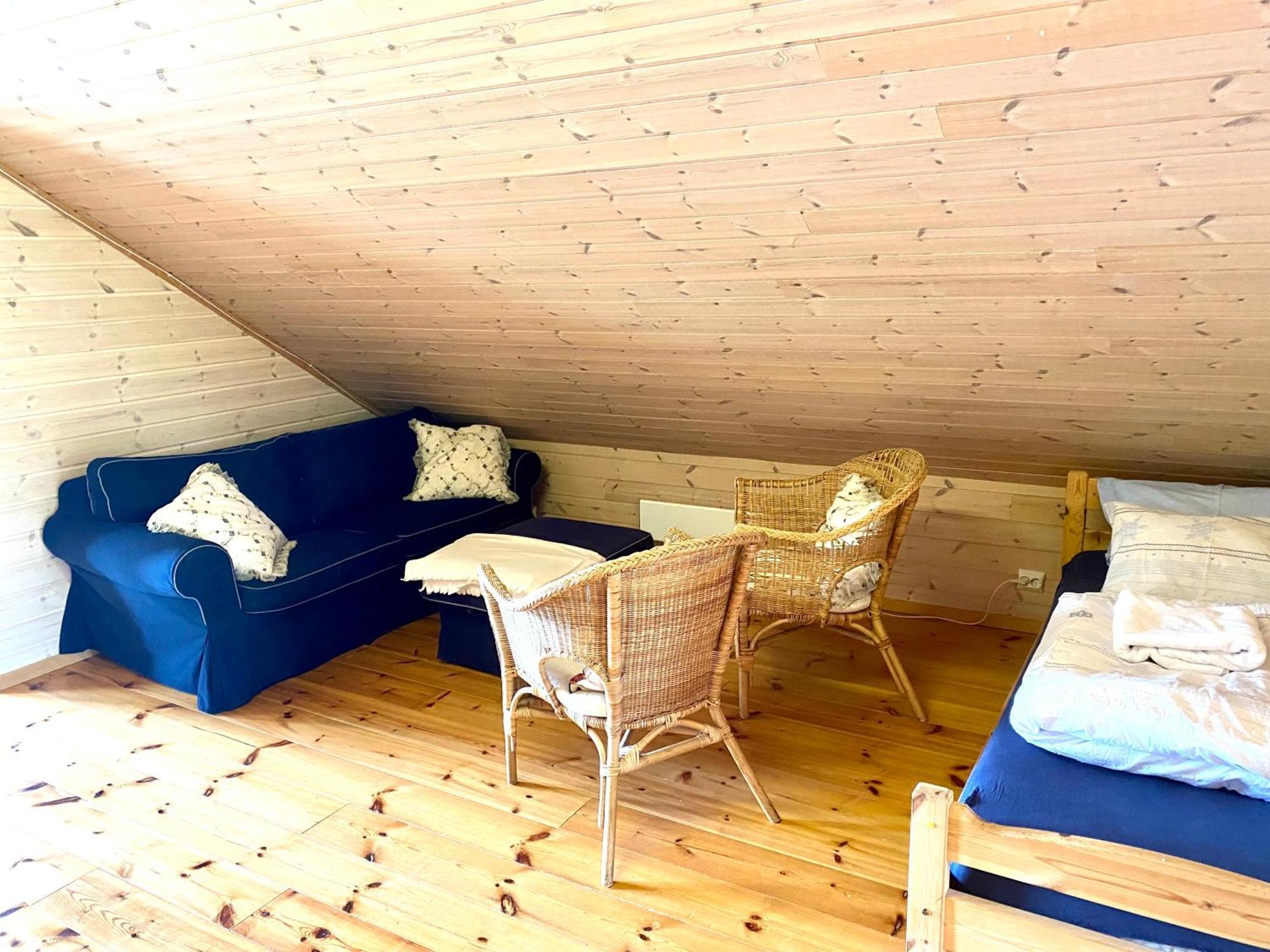 Skjerping Gardshus, Farm stay Lonevag